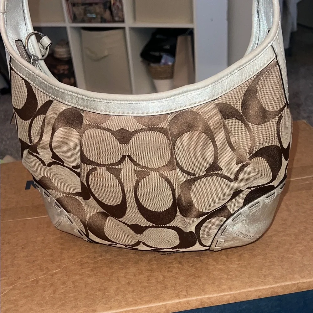 Coach Gold and Silver Monogram Hobo Y2K 2000s Pleated Shoulder Bag - Picture 11 of 11